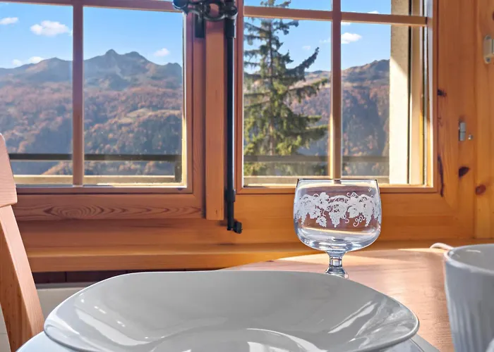 Chaleureux Avec Vue Epoustouflante * サン・リュク